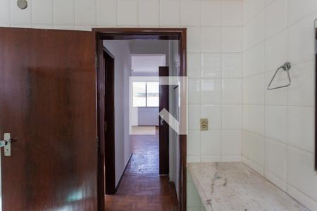 Casa à venda com 257m², 3 quartos e 4 vagasQuarto de serviço