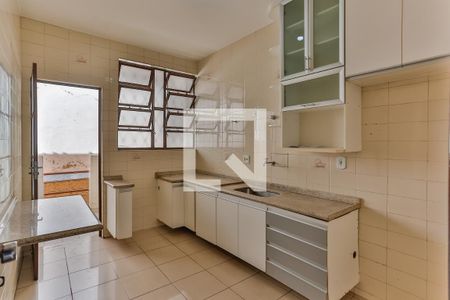 Casa à venda com 257m², 3 quartos e 4 vagasCozinha