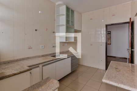 Casa à venda com 257m², 3 quartos e 4 vagasCozinha