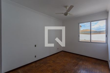 Casa à venda com 257m², 3 quartos e 4 vagasQuarto