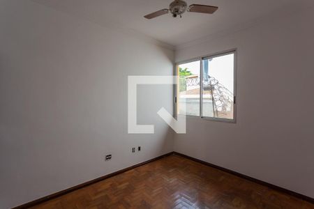 Casa à venda com 257m², 3 quartos e 4 vagasQuarto