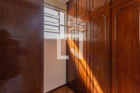 Casa à venda com 257m², 3 quartos e 4 vagasQuarto de serviço