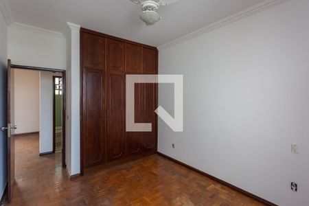 Casa à venda com 257m², 3 quartos e 4 vagasQuarto