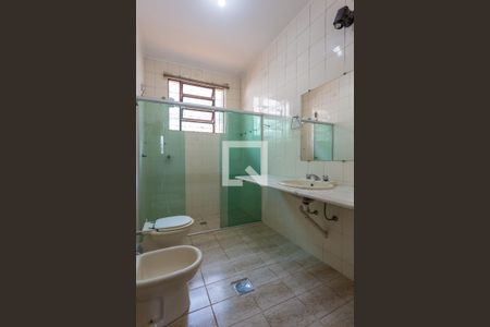 Casa à venda com 257m², 3 quartos e 4 vagasBanheiro