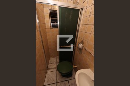 Banheiro de casa para alugar com 1 quarto, 70m² em Vila Macedópolis, São Paulo