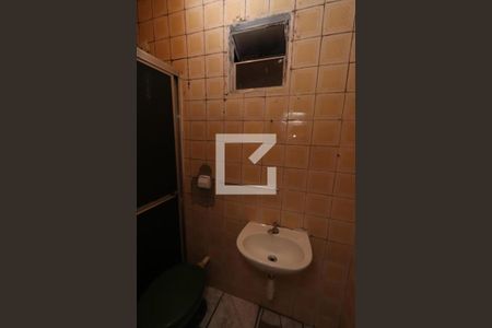 Banheiro de casa para alugar com 1 quarto, 70m² em Vila Macedópolis, São Paulo