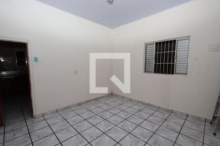 Sala/Quarto de casa para alugar com 1 quarto, 70m² em Vila Macedópolis, São Paulo