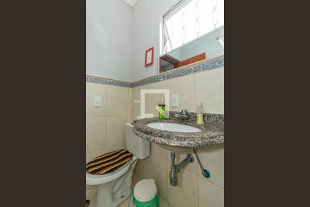 Casa à venda com 115m², 4 quartos e 4 vagas Casa à venda com 115m², 4 quartos e 4 vagasBanheiro da Suíte