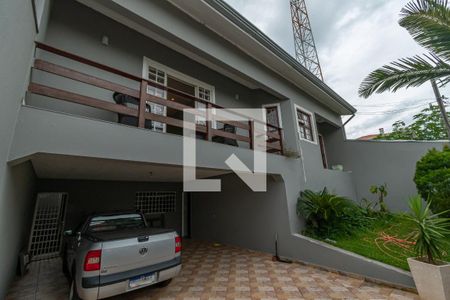 Casa à venda com 115m², 4 quartos e 4 vagas Casa à venda com 115m², 4 quartos e 4 vagasFachada