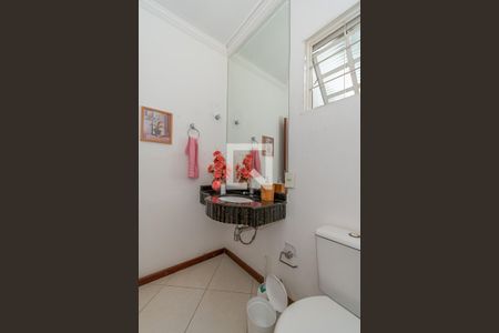 Casa à venda com 115m², 4 quartos e 4 vagas Casa à venda com 115m², 4 quartos e 4 vagasLavabo