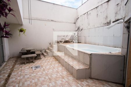 Quintal de casa à venda com 4 quartos, 200m² em Castelo, Belo Horizonte