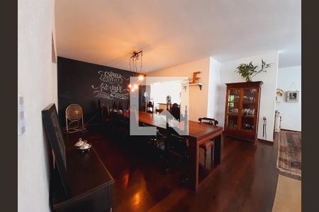 Sala  de casa à venda com 7 quartos, 540m² em Cosme Velho, Rio de Janeiro