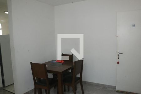 Sala de apartamento para alugar com 2 quartos, 54m² em Vila Avelina, Nova Iguaçu