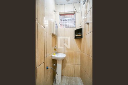 Banheiro  de apartamento para alugar com 1 quarto, 40m² em Vila Carrao, São Paulo