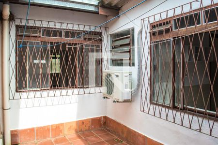 Casa à venda com 160m², 4 quartos e 1 vagaArea externa 