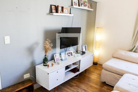 Sala de apartamento à venda com 2 quartos, 76m² em Vila Pompéia, São Paulo
