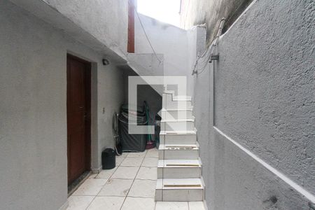Casa para alugar com 30m², 1 quarto e sem vaga Casa para alugar com 30m², 1 quarto e sem vagaQuintal