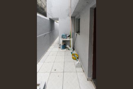 Casa para alugar com 30m², 1 quarto e sem vaga Casa para alugar com 30m², 1 quarto e sem vagaQuintal
