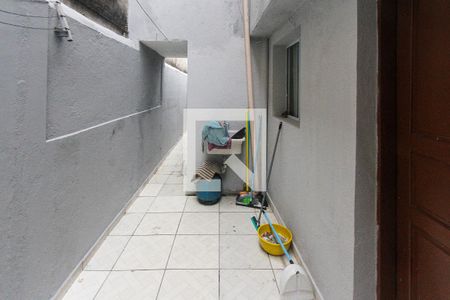 Casa para alugar com 30m², 1 quarto e sem vaga Casa para alugar com 30m², 1 quarto e sem vagaQuintal