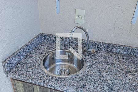 Varanda da sala de apartamento para alugar com 2 quartos, 69m² em Vila Albertina, São Paulo