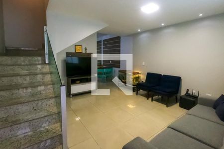 Sala de casa à venda com 2 quartos, 90m² em Santa Ines, Betim