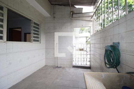 Casa à venda com 150m², 3 quartos e 2 vagasÁrea de Serviço