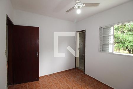Casa à venda com 150m², 3 quartos e 2 vagasQuarto 2 - Suíte