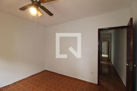 Casa à venda com 150m², 3 quartos e 2 vagasQuarto 3 - Suíte