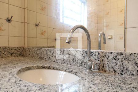 Casa à venda com 150m², 3 quartos e 2 vagasBanheiro da Suíte 2