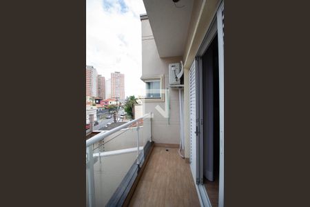 Casa à venda com 170m², 3 quartos e 6 vagasVaranda Quarto 3 