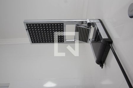 Casa à venda com 170m², 3 quartos e 6 vagasBanheiro da Suíte 3 