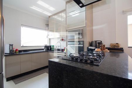 Casa à venda com 170m², 3 quartos e 6 vagasCozinha