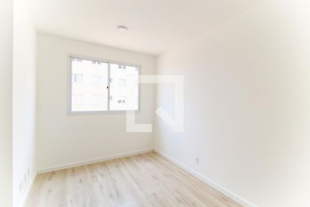 Sala de apartamento para alugar com 2 quartos, 40m² em Itaquera, São Paulo