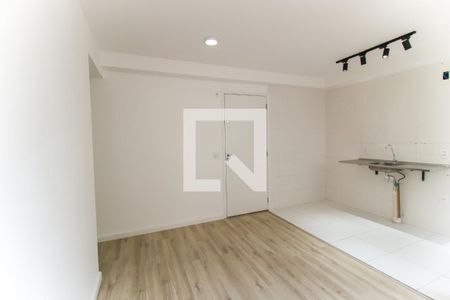 Sala de apartamento para alugar com 2 quartos, 40m² em Itaquera, São Paulo
