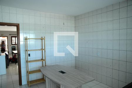 Casa para alugar com 250m², 3 quartos e 2 vagasCozinha