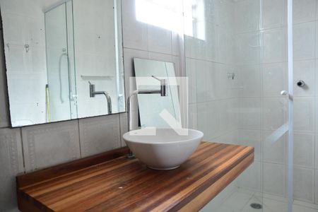 Casa para alugar com 250m², 3 quartos e 2 vagasBanheiro da suíte