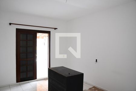 Casa para alugar com 250m², 3 quartos e 2 vagasSuíte