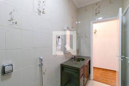 Apartamento para alugar com 70m², 2 quartos e 1 vaga Apartamento para alugar com 70m², 2 quartos e 1 vagaBanheiro do Quarto 1