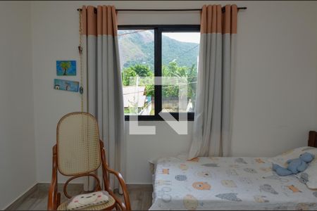 Casa de condomínio à venda com 300m², 5 quartos e 1 vaga Casa de condomínio à venda com 300m², 5 quartos e 1 vagaQuarto 2