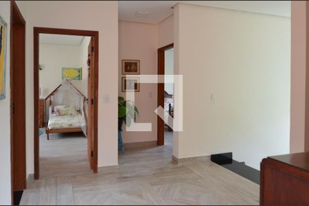 Casa de condomínio à venda com 300m², 5 quartos e 1 vaga Casa de condomínio à venda com 300m², 5 quartos e 1 vagaHall