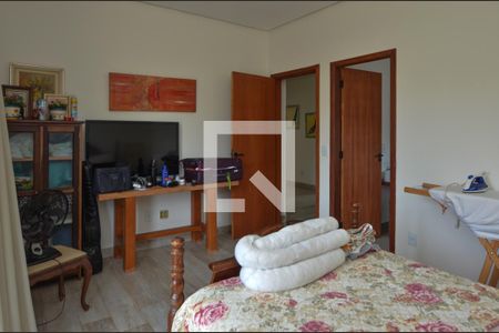 Casa de condomínio à venda com 300m², 5 quartos e 1 vaga Casa de condomínio à venda com 300m², 5 quartos e 1 vagaSuite 2