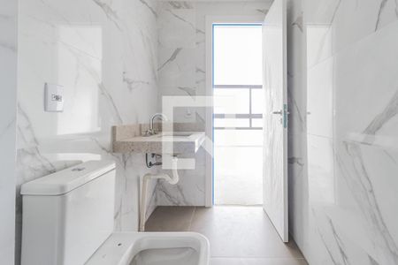 Banheiro de kitnet/studio à venda com 1 quarto, 29m² em Petrópolis, Porto Alegre