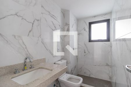 Banheiro de casa de condomínio à venda com 1 quarto, 40m² em Petrópolis, Porto Alegre