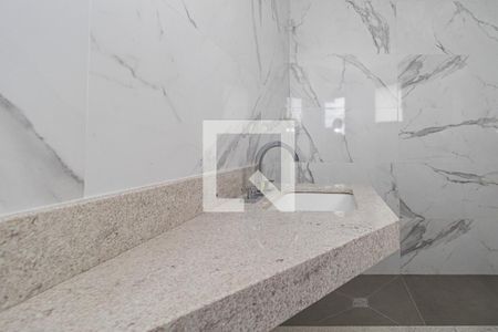 Banheiro de kitnet/studio à venda com 1 quarto, 32m² em Petrópolis, Porto Alegre