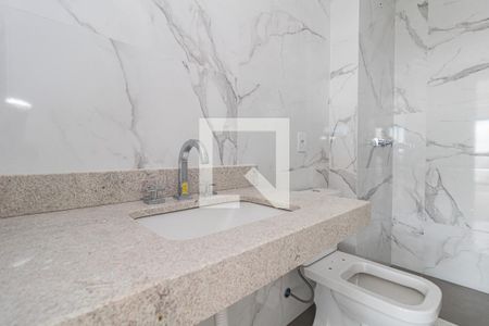 Banheiro de kitnet/studio à venda com 1 quarto, 32m² em Petrópolis, Porto Alegre