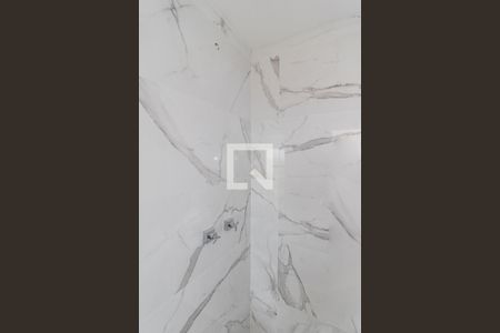 Banheiro de kitnet/studio à venda com 1 quarto, 32m² em Petrópolis, Porto Alegre