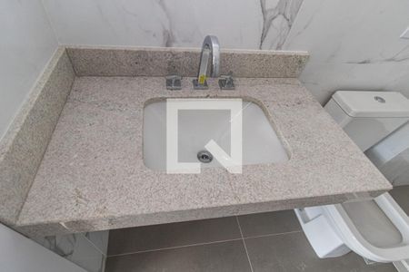 Banheiro de kitnet/studio à venda com 1 quarto, 32m² em Petrópolis, Porto Alegre