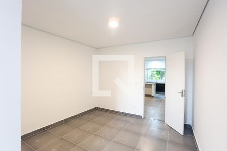 Casa para alugar com 47m², 1 quarto e sem vagasuíte