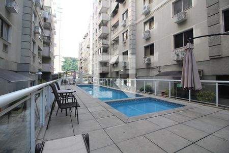 Apartamento para alugar com 52m², 2 quartos e 1 vagaPiscina