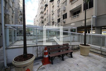 Apartamento para alugar com 52m², 2 quartos e 1 vagaAcessibilidade